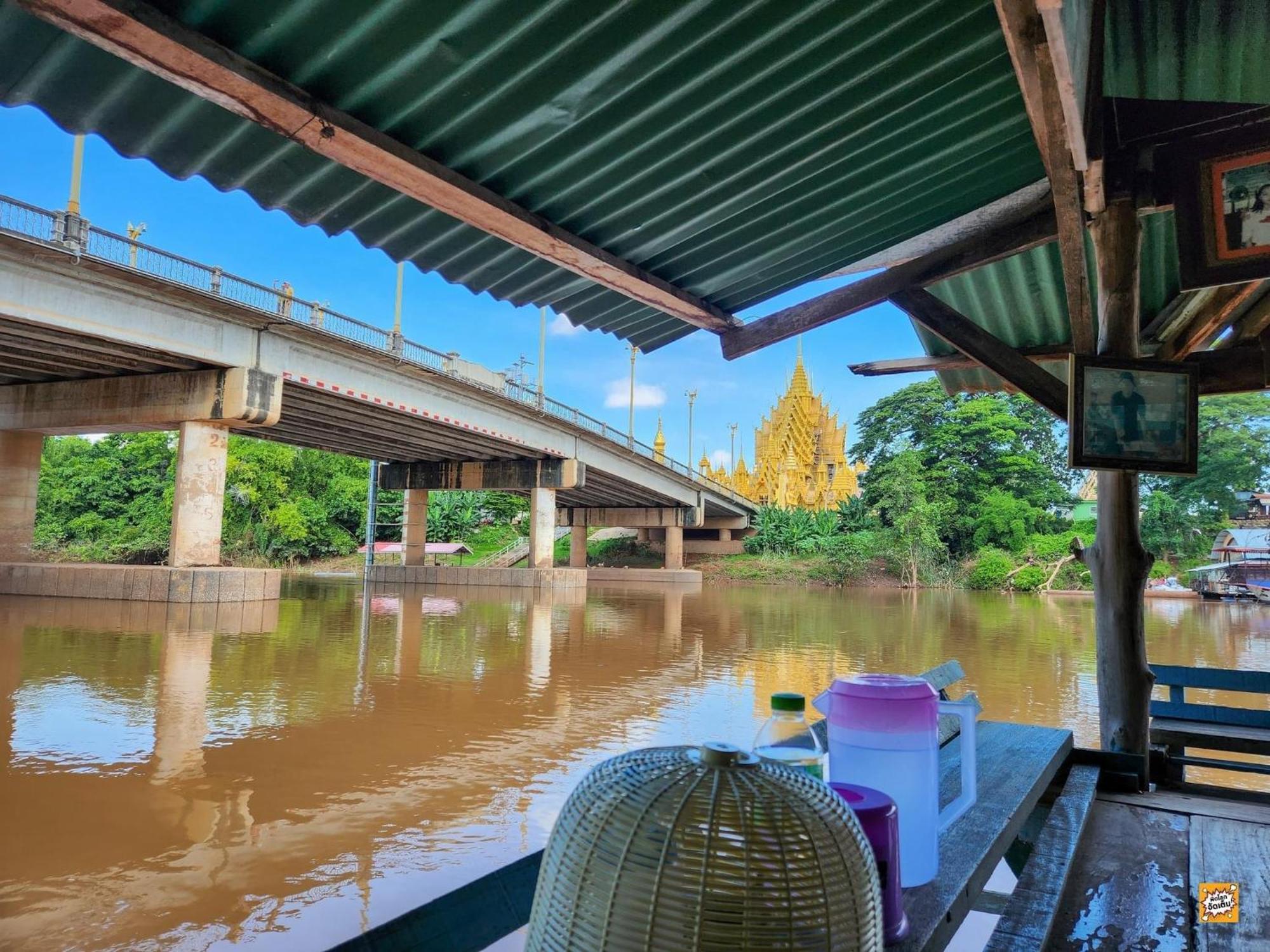 Hostelbed And Retreat Phitsanulok Eksteriør bilde