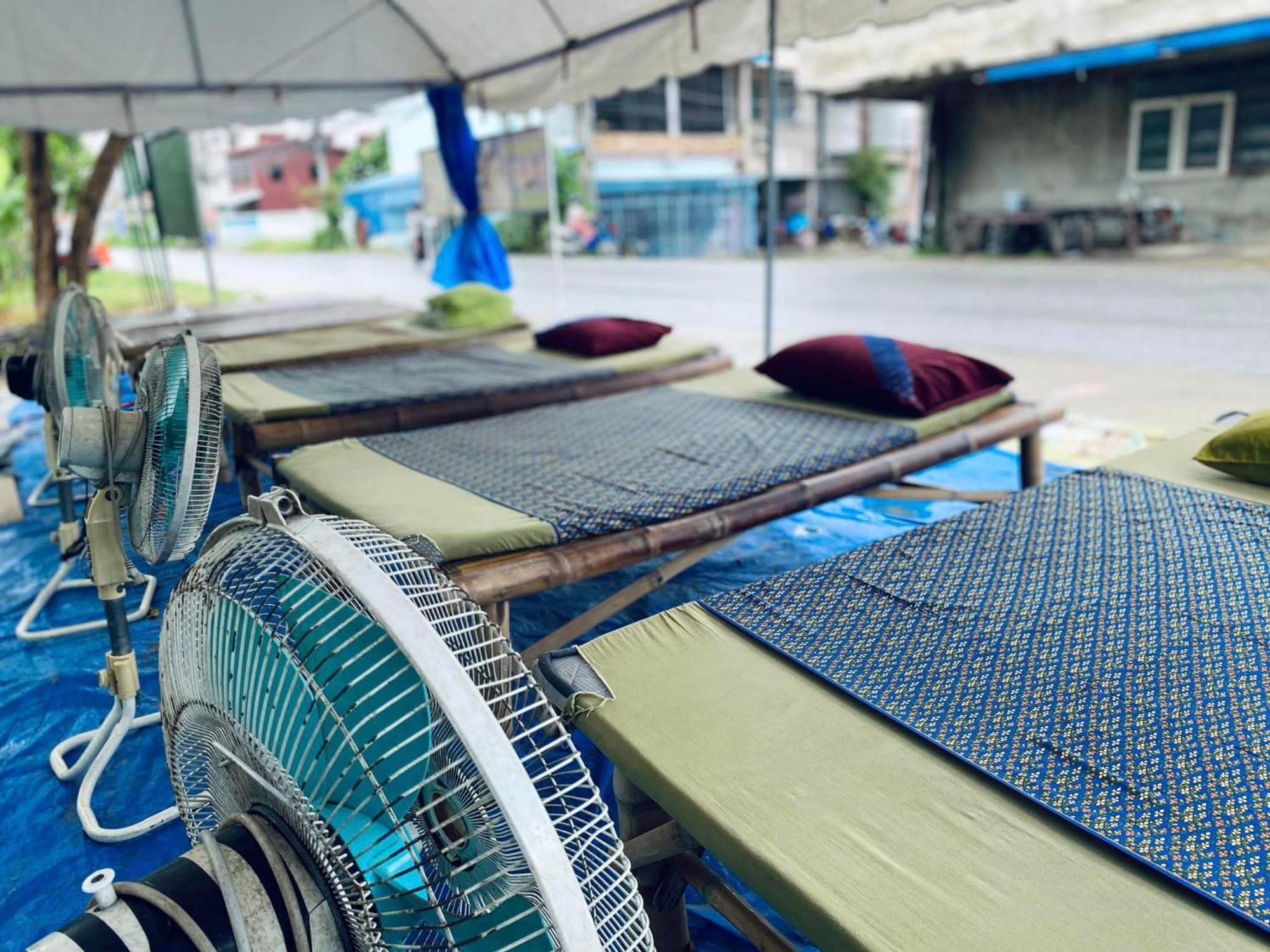 Hostelbed And Retreat Phitsanulok Eksteriør bilde